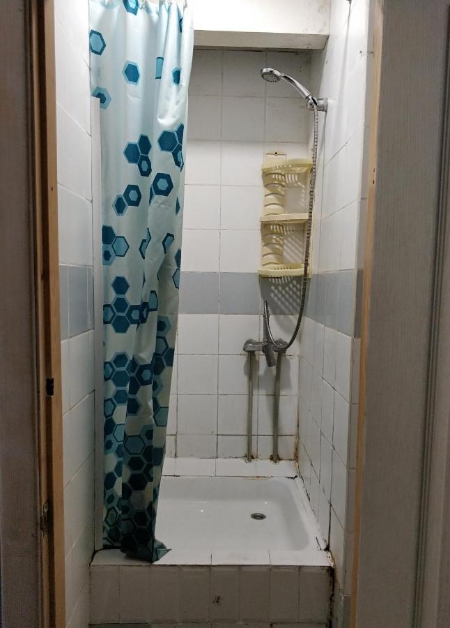 Krovat Na Deribasovskoy Odessa Luaran gambar
