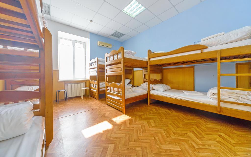 Krovat Na Deribasovskoy Odessa Luaran gambar