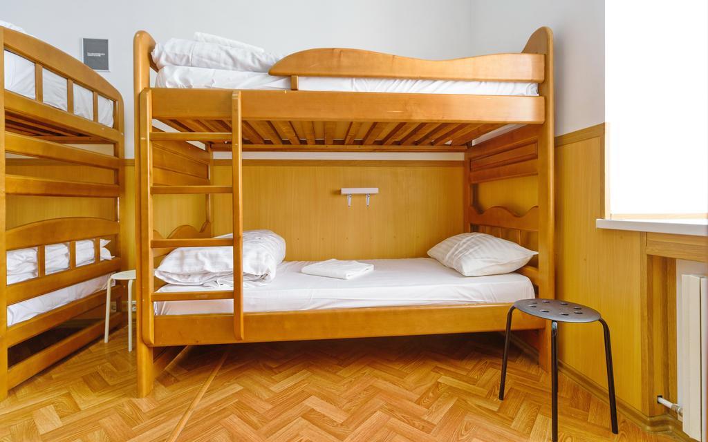 Krovat Na Deribasovskoy Odessa Luaran gambar
